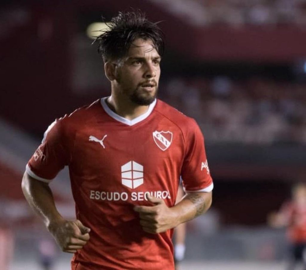 Caso enfrente o Independiente na Sul-Americana, Vasco precisará pagar para escalar Martín Benítez