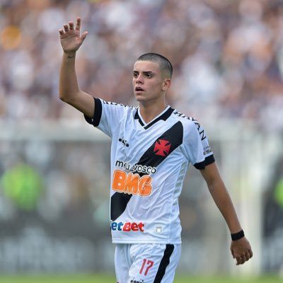 Gabriel Pec não está de saída do Vasco da Gama, afirma assessor
