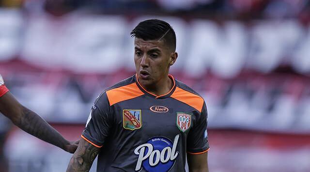 Torcida vascaína faz campanha para o clube contratar o meia Yeison Guzman