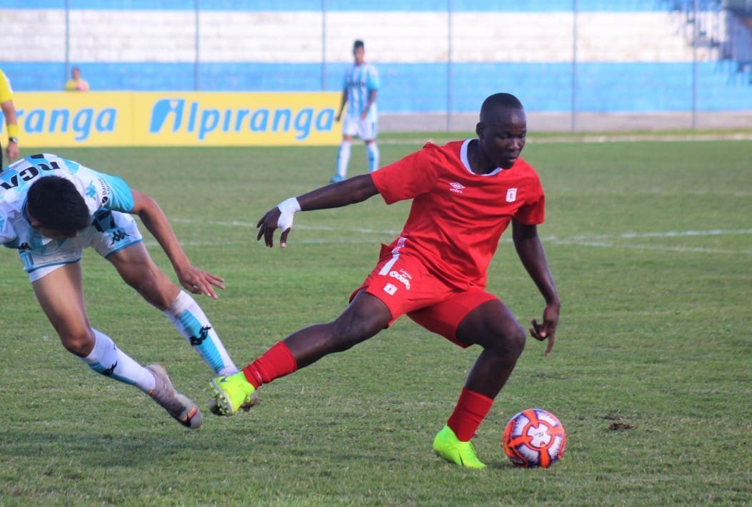 Vasco desiste da contratação do atacante Emerson Batalla, do América de Cali
