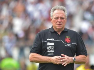Abel Braga tem dúvida entre Ribamar e Vinicius; Martín Benítez ainda não foi inscrito