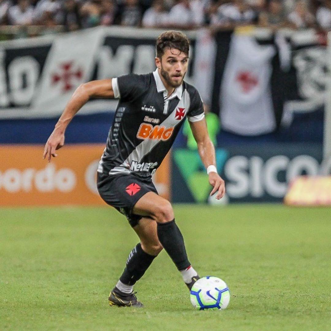 Claudio Winck aceita proposta do Vasco e será reintegrado; Bruno César recusa