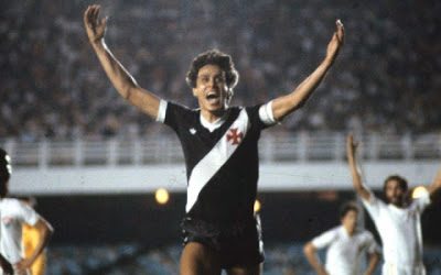 Números comprovam que Roberto Dinamite é o maior jogador do futebol carioca