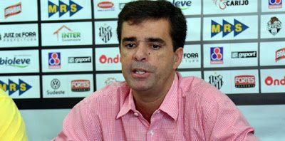 Júnior Lopes rebate críticas de que só está no Vasco por causa do pai: ‘Não trabalho com ele há 10 anos’