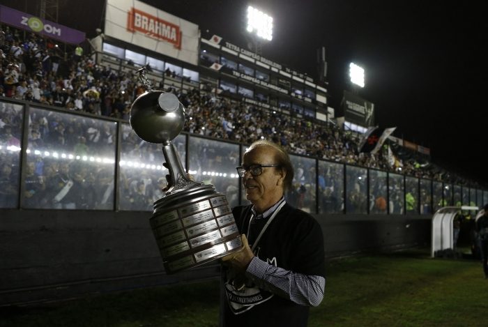 Lopes afirma que o time atual é melhor que o de 96, quando assumiu como treinador e depois ganhou quase tudo