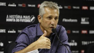 Campello faz pedido para torcida vascaína através do Twitter; confira o apelo do mandatário