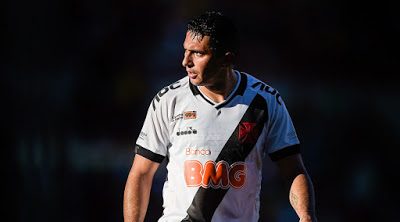 Deu ruim! Danilo Barcelos cobra o Vasco na Justiça por salários não pagos