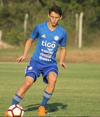 Base: Vasco tem interesse na contratação do meia Matías Galarza, do Olímpia