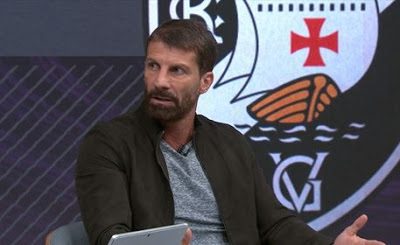 Pedrinho se indigna com liberação de torcidas nos estádios: “Um absurdo”