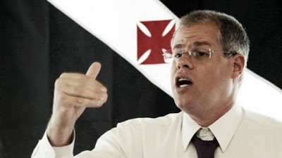 Roberto Monteiro comenta sobre possibilidade de impeachment de Campello