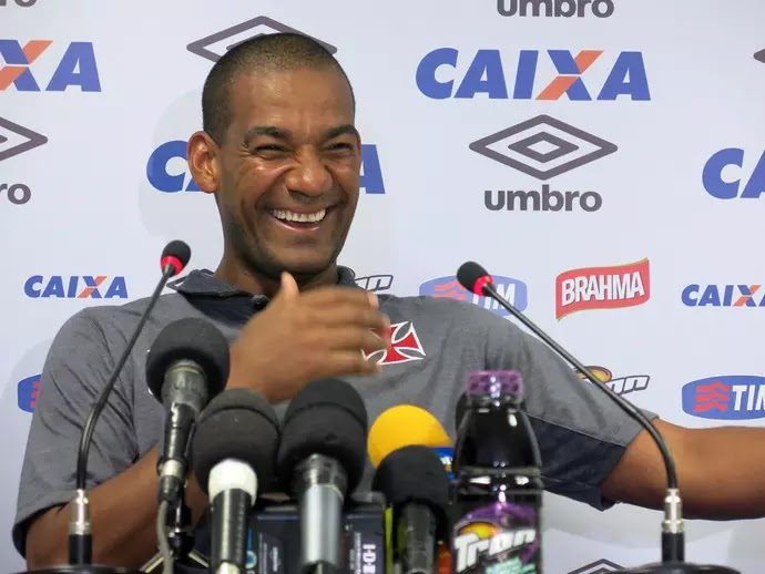 Alfinetada: Rodrigo provoca Fred, depois de atacante ser anunciado pelo Fluminense