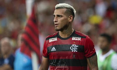 André Mazzuco esclarece sobre especulação envolvendo Trauco no Vasco