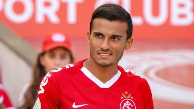 Negócio adiantado: Papo na Colina traz alguns detalhes das tratativas com Parede e o que falta para a situação ser finalizada