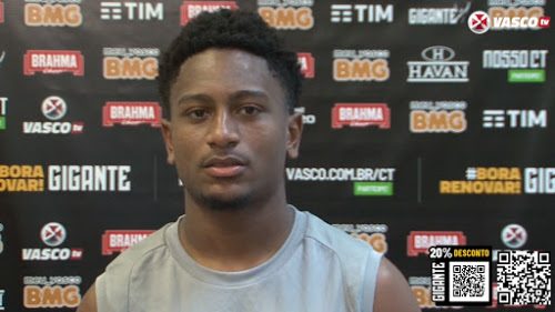 Autor de uma assistência na partida contra o Macaé, Cayo Tenório comenta sobre disputa pela titularidade na lateral