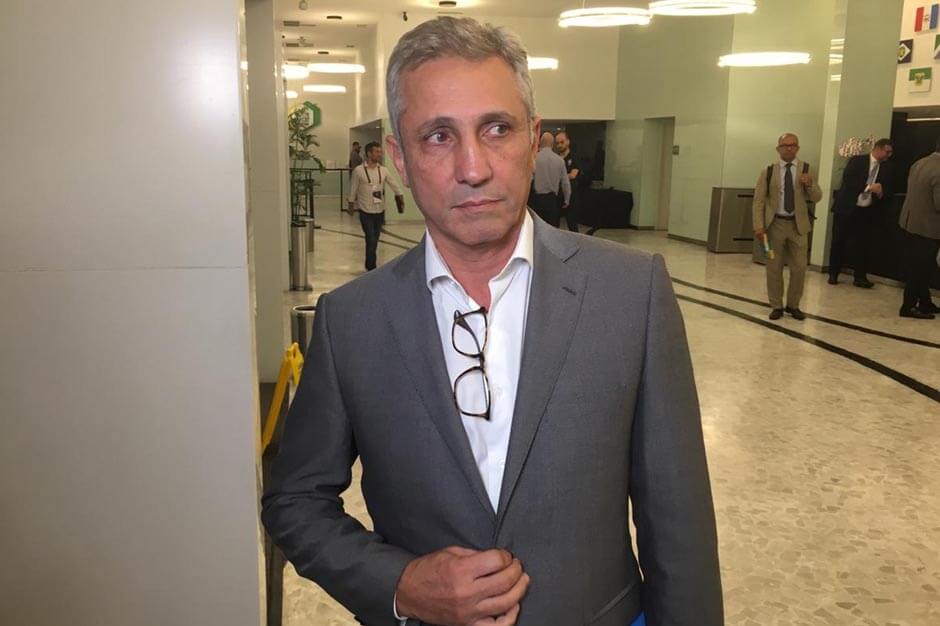 Vasco pode perder patrocínio para rival na próxima temporada