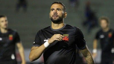 Deu ruim: Leandro Castán se lesiona em treinamento; confira o prazo de volta do atleta aos gramados