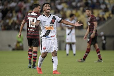 Antes de ser promovido aos profissionais, Juninho recebeu oferta do Grêmio; volante segue afastado