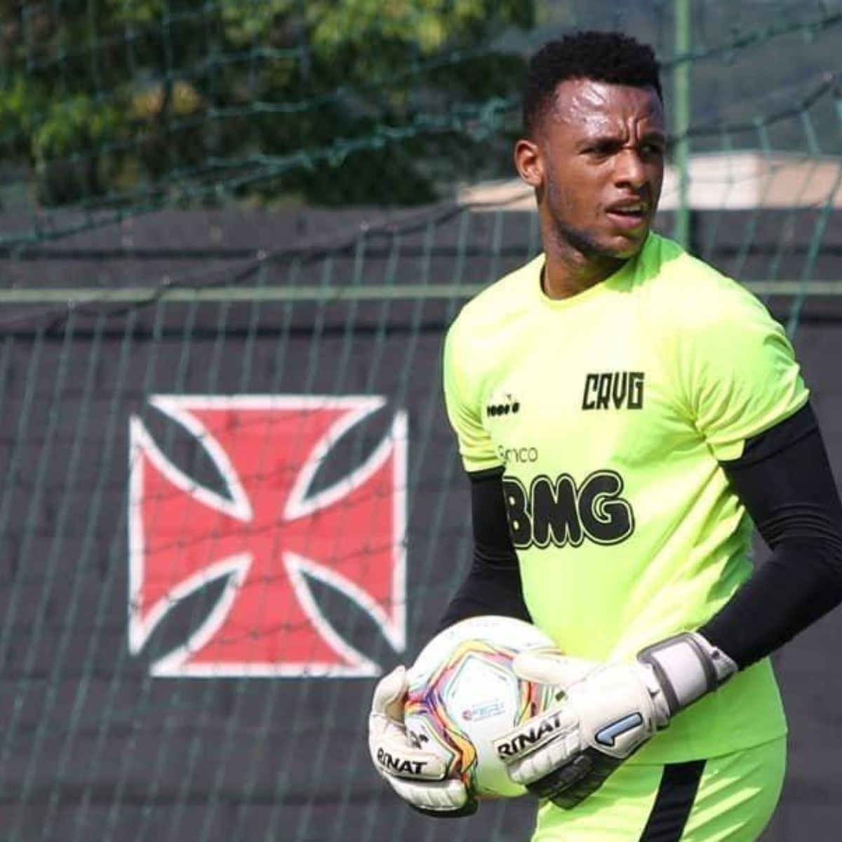 Jordi renova com o Vasco até 2023; merece mais chances no time titular?