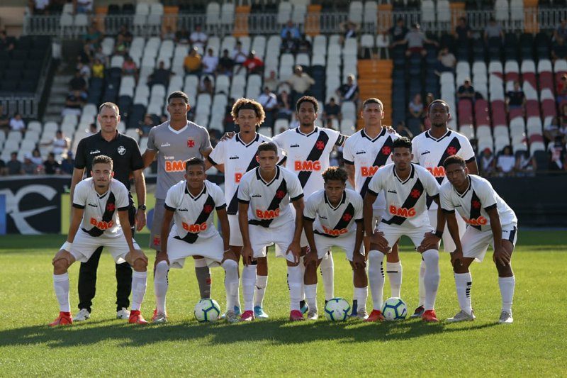 Vasco anuncia volta da equipe Sub-20 aos treinamentos