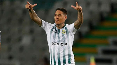 Vasco encaminha contratação do meia-atacante Carlinhos, que estava no Vitória de Setúbal; veja lances do atleta