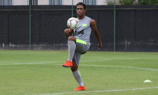 Negociações avançam e Juninho é reintegrado ao elenco