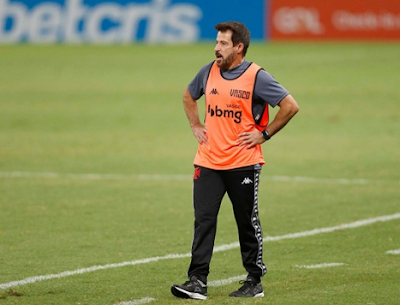 Ramon quebra a cabeça para encontrar substituto de Andrey para o clássico