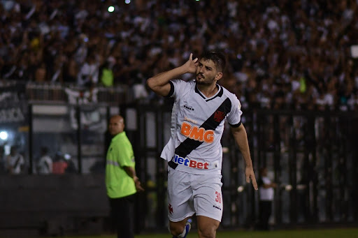 Finalmente! Vasco acerta renovação de Ricardo Graça até 2023