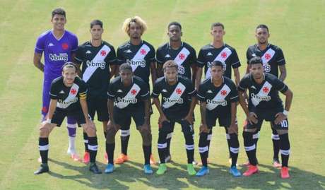 Base: Vasco vence o clássico contra o Botafogo por 2 a 0