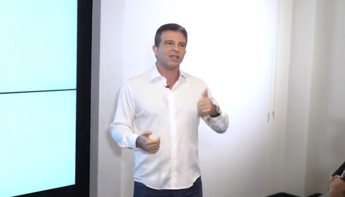 Somamos: Leven Siano divulga material sobre seus projetos e apresenta as principais forças e fraquezas do Vasco