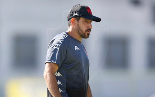 Vasco quer reforços para encorpar o elenco visando maratona de jogos; veja posições desejadas pela diretoria