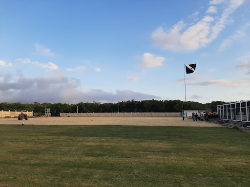 Quase pronto! CT começa a receber gramado, mas ainda precisa de doações para concluir obras