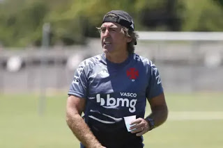 Ricardo Sá Pinto elogia técnica excepcional de Talles Magno, mas faz ressalva: ”Ainda não pensa o jogo”