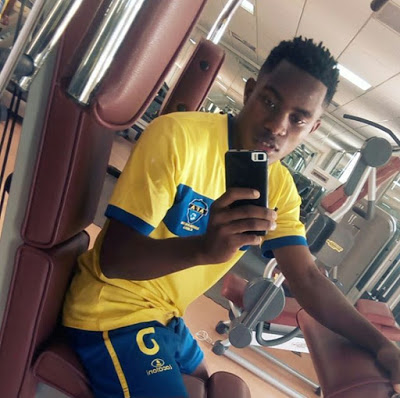 Atacante angolano Toko Filipe, de 21 anos, ganha chance e será avaliado no Vasco