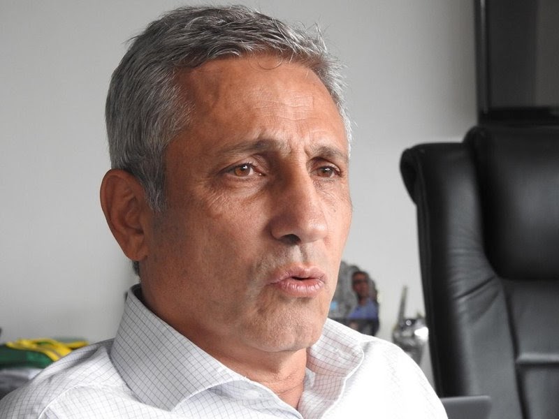 Campello entra na justiça para impedir eleição exclusivamente online e ataca: ”Não é possível que a Sempre Vasco tome o Vasco de assalto”