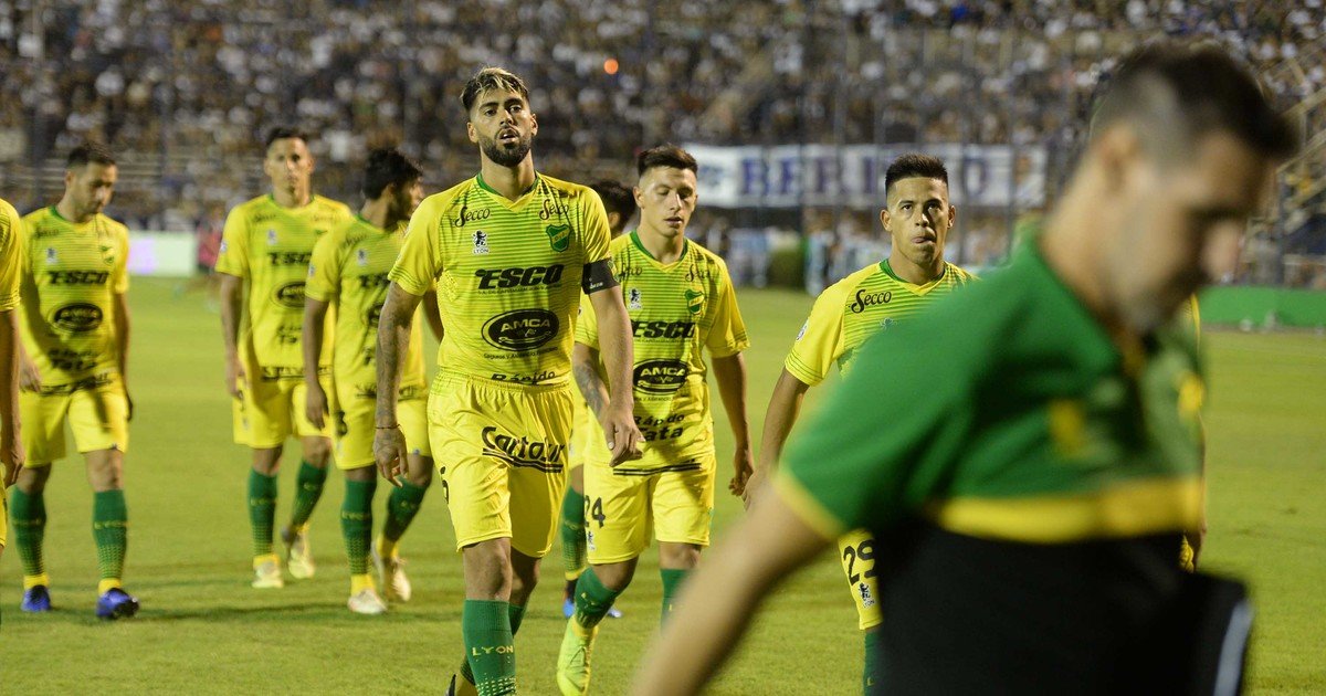 Jornalista argentino traça perfil completo do Defensa Y Justicia e comenta sobre favoritismo