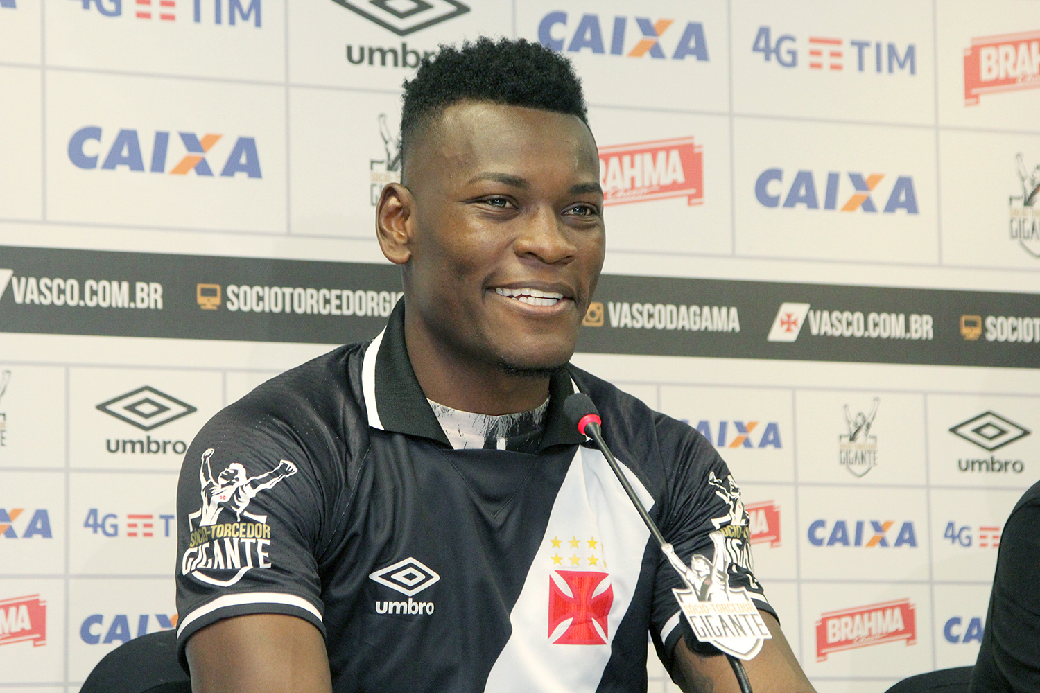 Vasco e Paulão acordam pendências na Justiça; Cruzmaltino consegue reduzir dívida