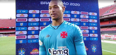Goleiro do Flamengo parabeniza atuação de Lucão, do Vasco, em sua estreia no Brasileirão