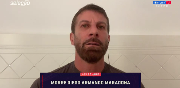 Pedrinho fala da influência de Maradona na sua carreira: ”A posição que eu quis adotar dentro de campo foi por causa dele”