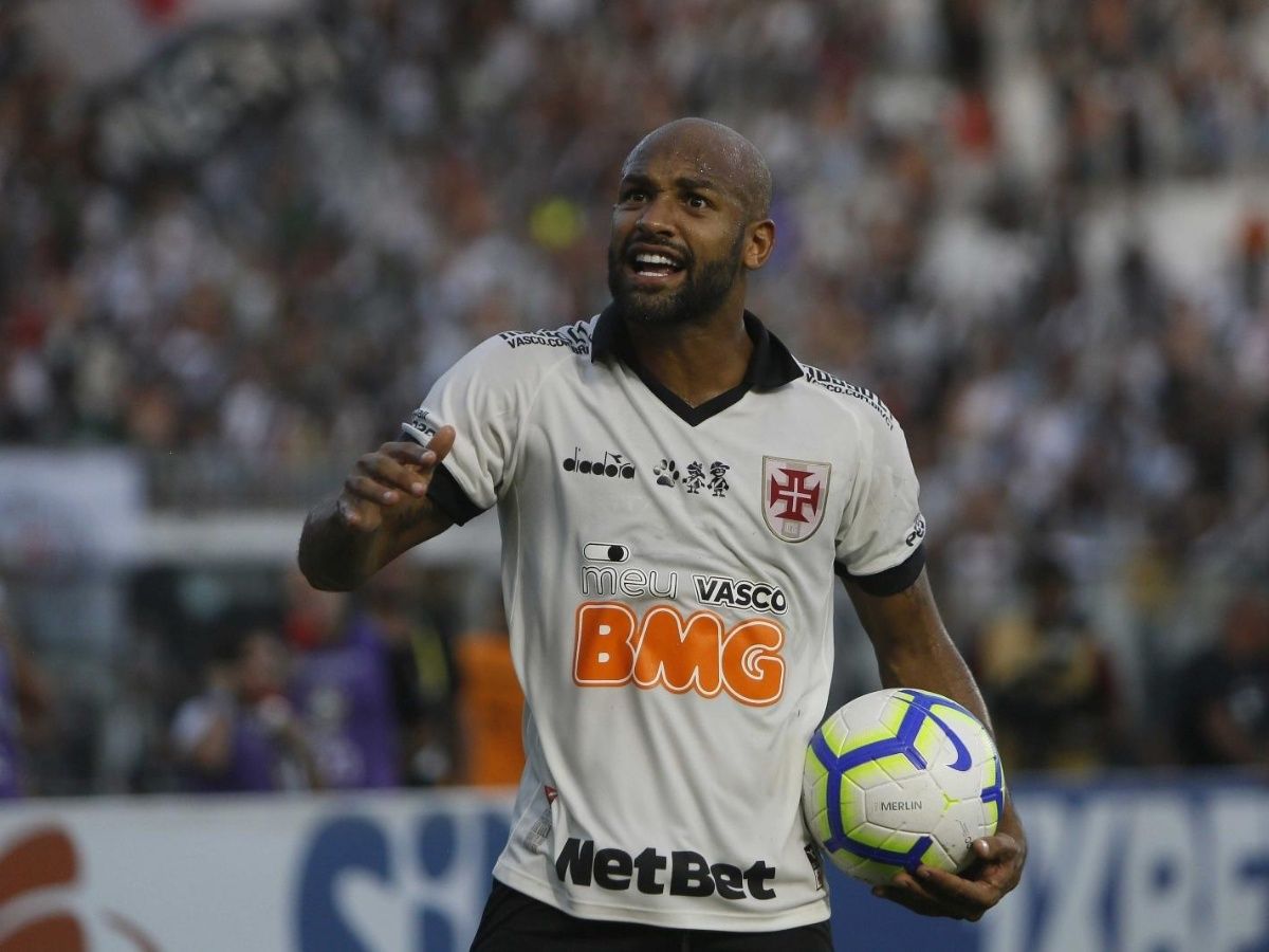Fellipe Bastos desfalca o Vasco nas próximas duas partidas