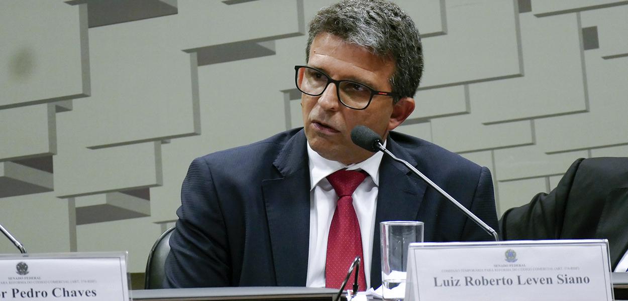 Leven anuncia que acatará a decisão do dia 17, não acionará mais a Justiça e conclama Salgado