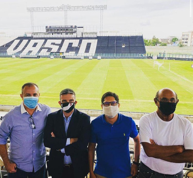 Ao Papo na Colina, Leven discorre sobre reunião com Campello e afirma que o Vasco precisa ”urgente de investimento novo”