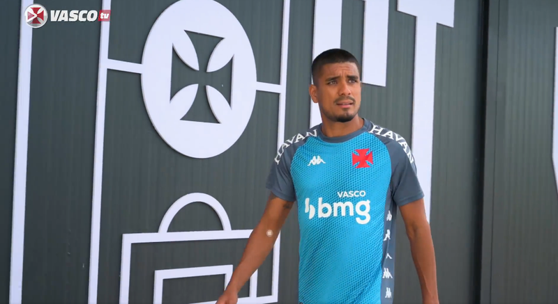 Léo Matos se torna peça ofensiva fundamental no Vasco