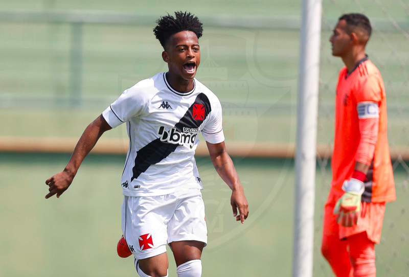 Insatisfeito, Andrey Dias rescinde com o Vasco e volta ao Nova Iguaçu