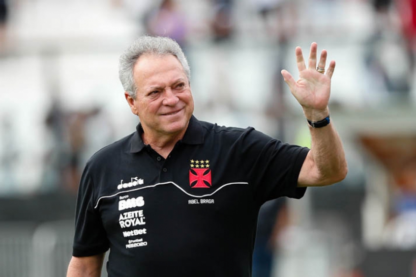 Técnico do Vasco no início desta temporada, Abel Braga é eleito o melhor treinador do Brasileirão