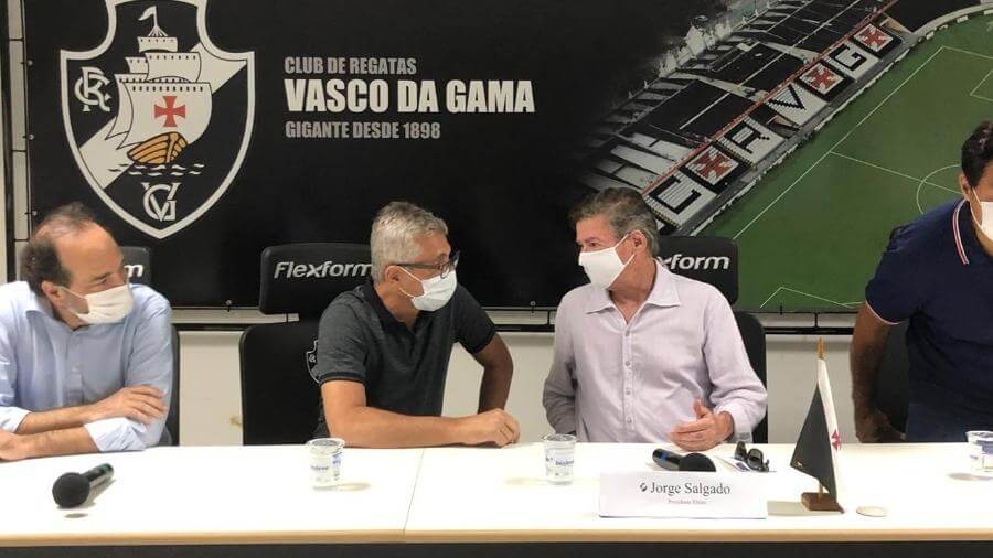 Alexandre Campello fala sobre dívidas do Vasco - Foto: Bruno Braz/UOL EsporteFoto: Bruno Braz/UOL Esporte