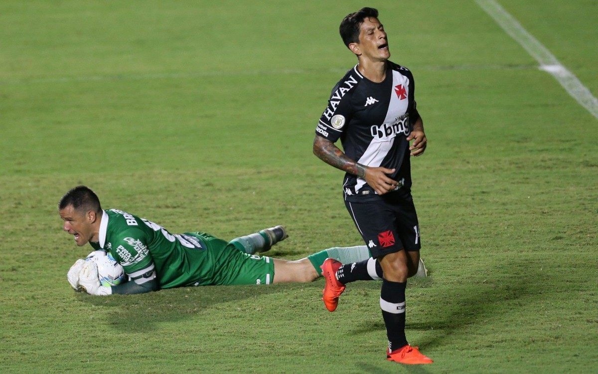 Bahia vence o Fortaleza por 4 a 0 e Vasco precisará vencer o Corinthians para não ser rebaixado nesta rodada