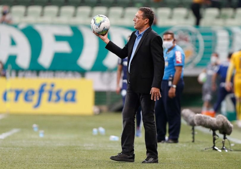 Opinião: Gabriel Pec ou Talles Magno? A dúvida de Vanderlei Luxemburgo