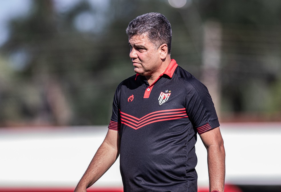 Marcelo Cabo é uma das opções da diretoria para ser o técnico do Vasco.