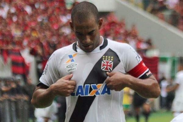 Vídeo: Rodrigo manda recado aos jogadores do Vasco antes do clássico contra o Flamengo