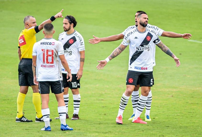 URGENTE: Vasco vai anexar pedido de anulação da partida contra o Internacional